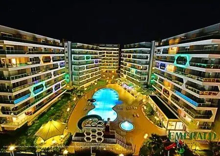студия в резиденции Emerald Park דירה